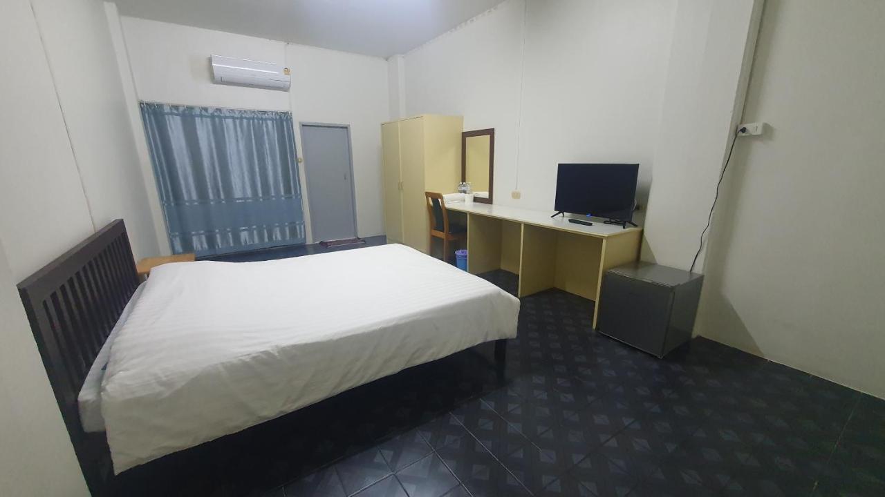 Monta Apartment Bangsaen Zewnętrze zdjęcie