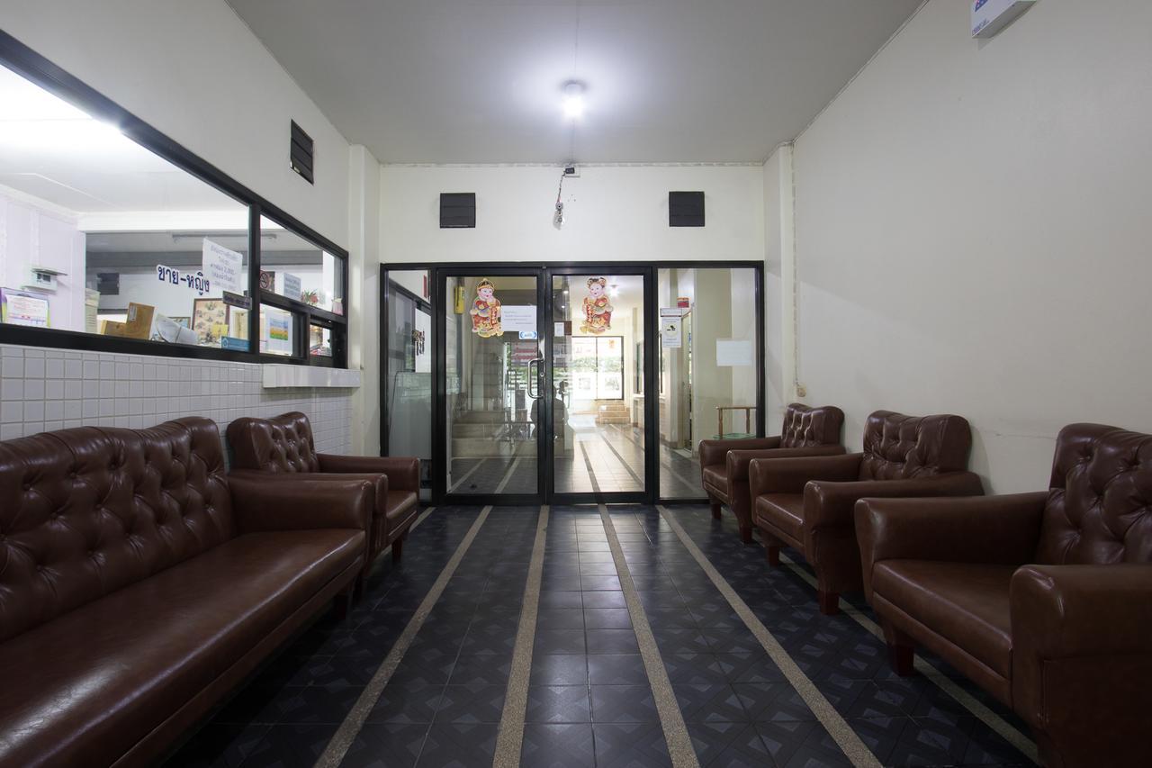 Monta Apartment Bangsaen Zewnętrze zdjęcie